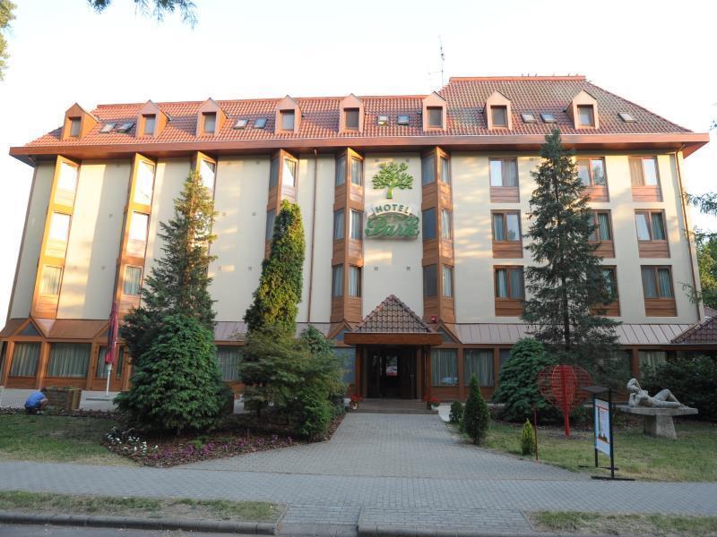 Park Hotel Gyula Exterior photo