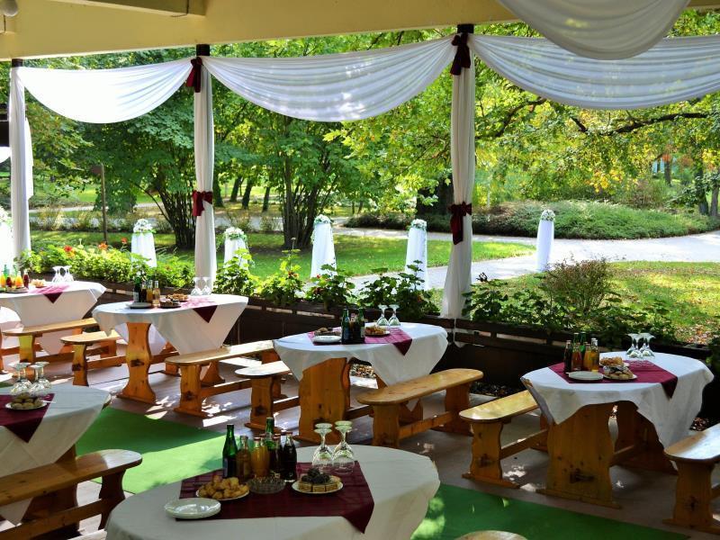 Park Hotel Gyula Exterior photo